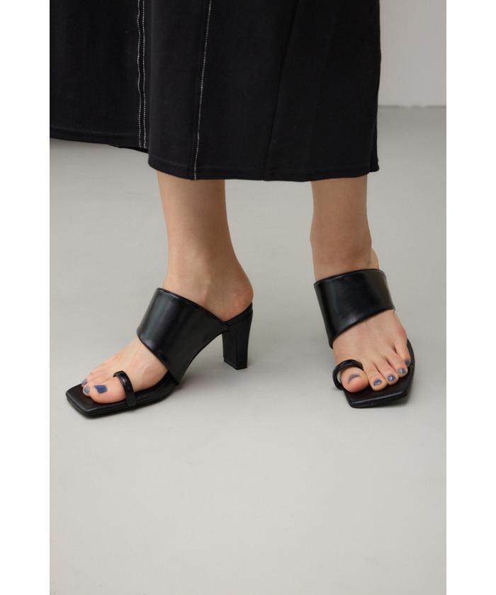 セール 50%OFF】スクエアトゥサムリングミュールサンダル