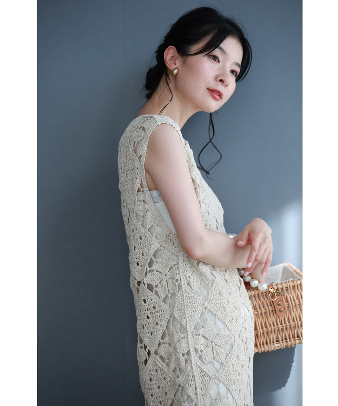 【極美品】theory クリームパールホワイト高級ワンピース584 造形美ドレスワンピース：白×白レース - MARBLE ~online shop~