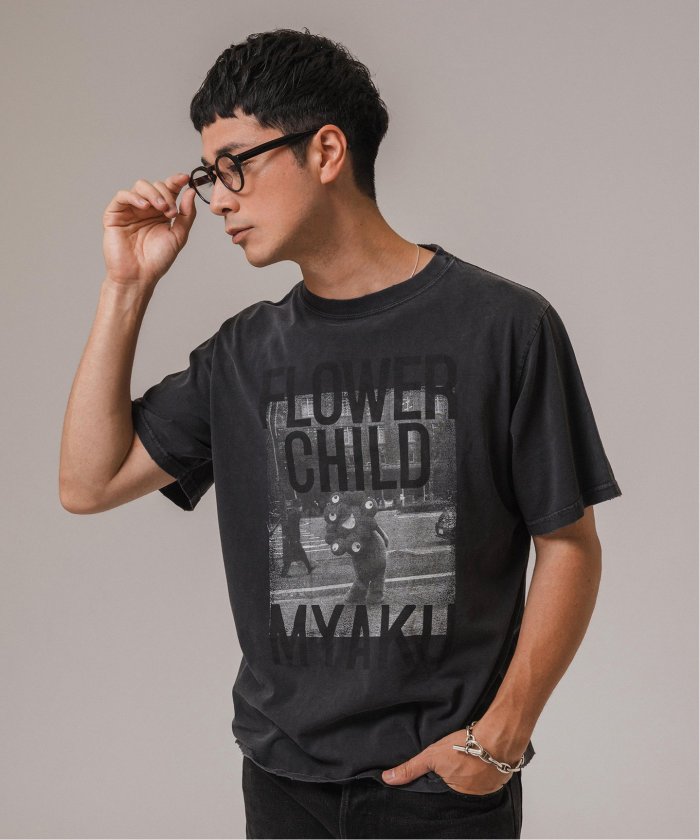 EDIFICE REMI RELIEF 別注 ミャクミャク フォト Tシャツ L REMI RELIEF(レミレリーフ) 別注 ミャクミャク Tシャツ