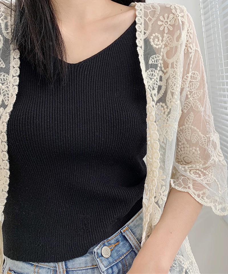 ☆韓国の人気☆【GLOWNY】☆FLORAL LACE BA.G☆関税込☆ FLORAL LACE GLOWNY(グロウニー) バッグ・カバン(レディース