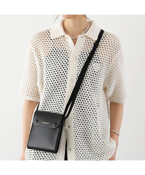 FRED PERRY ショルダーバッグ BURNISHED LEATHER POUCH L4331 FRED PERRY ショルダーバッグ BURNISHED LEATHER POUCH L4331