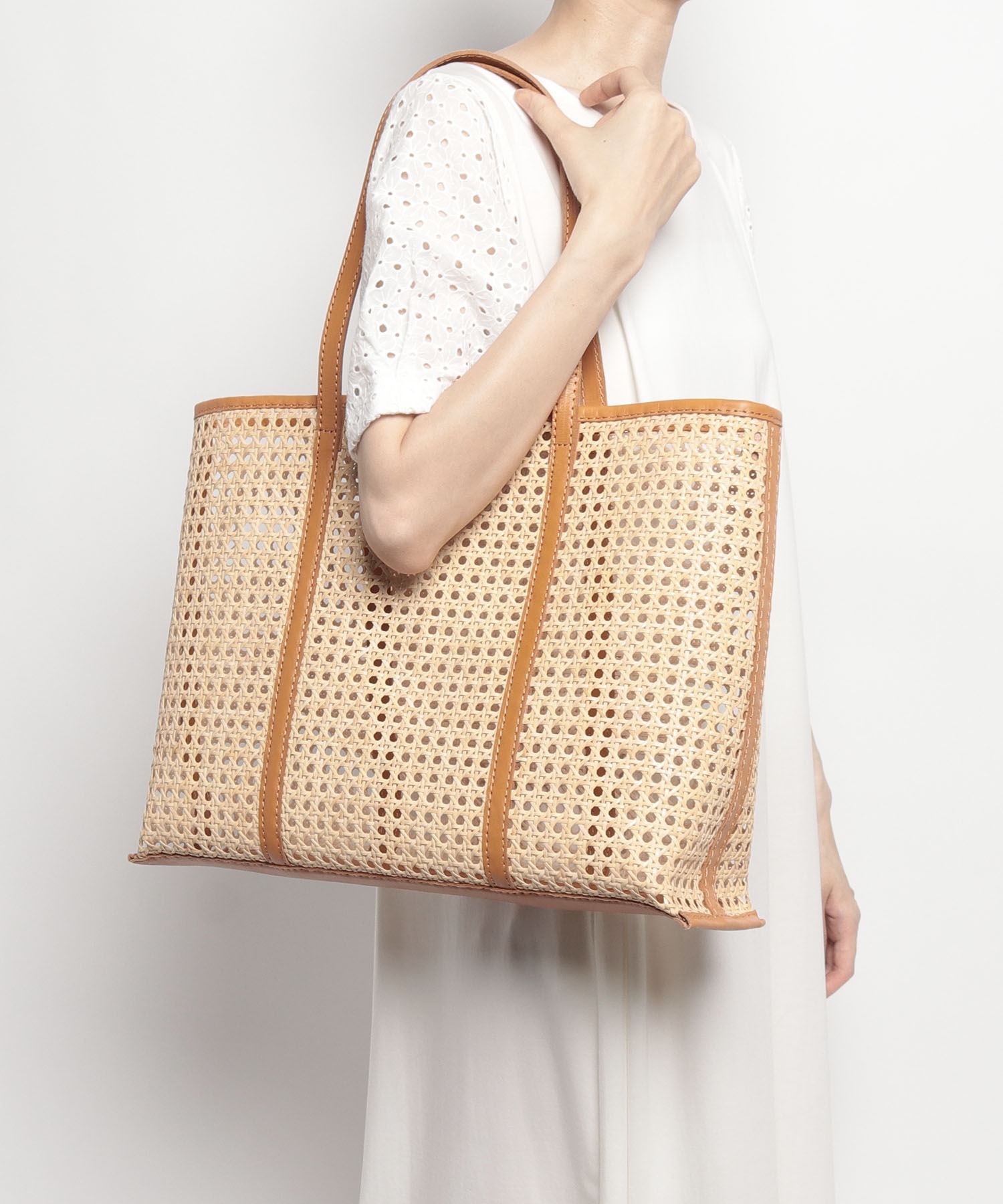 ベンビエン トートバッグ BEMBIEN JOLENE BAG SMALL Rose Pearl