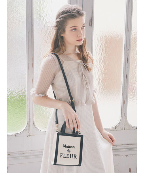 セール 30%OFF】メゾン ド フルール Maison de FLEUR ロゴ刺繍