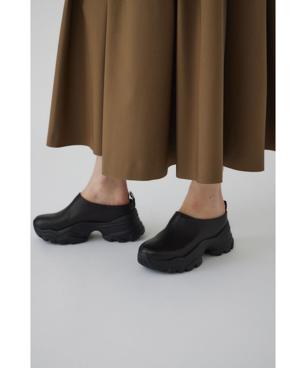 Volume pleats SK(506470062) | リムアーク(RIM.ARK) - d fashion
