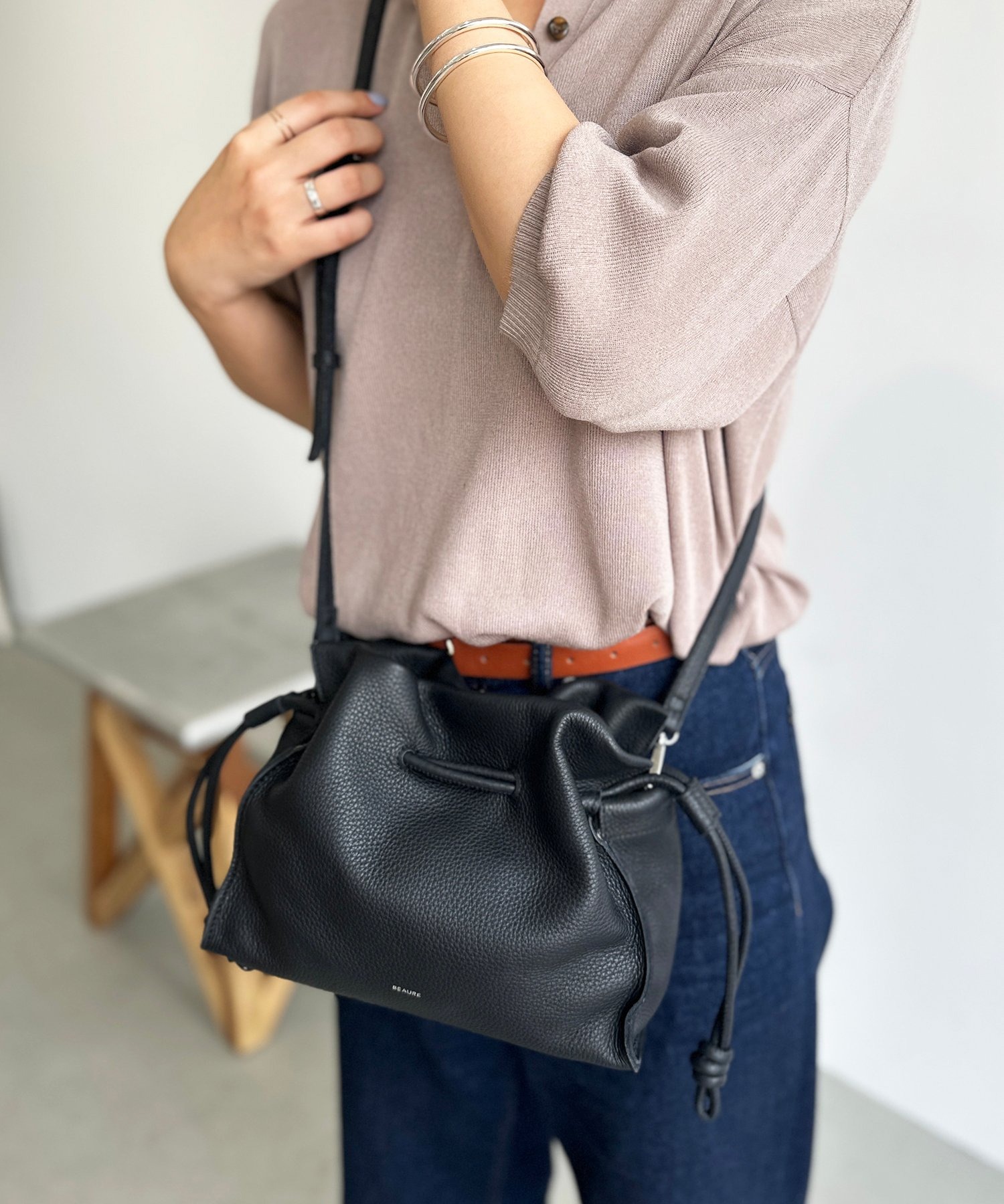 セール】ビュレ Beau're 本革 カウレザー ショルダーバッグ