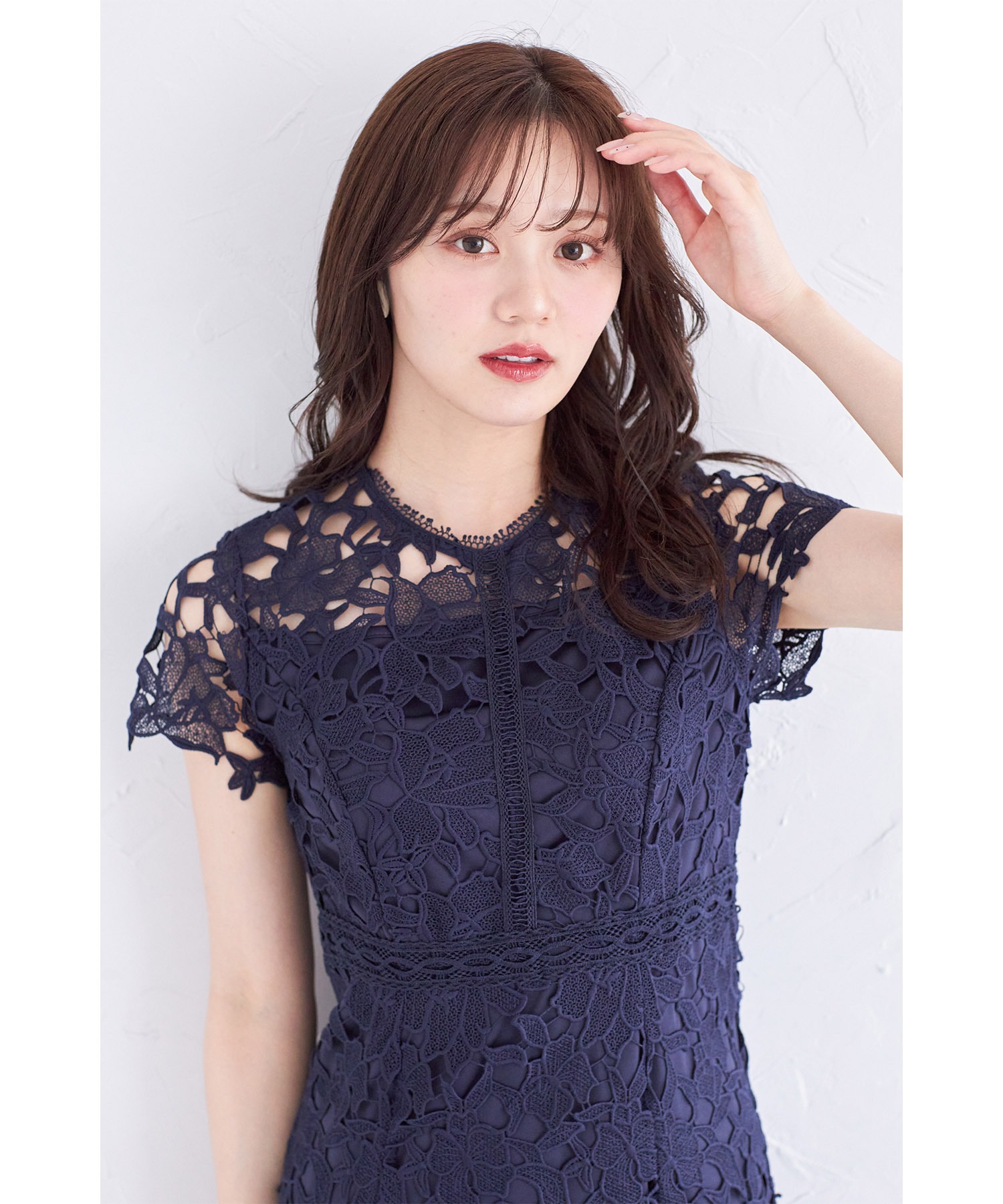 フラワーカットワークレース刺繍×ラインレースワンピース フラワーカットワークレース刺繍×ラインレースワンピース