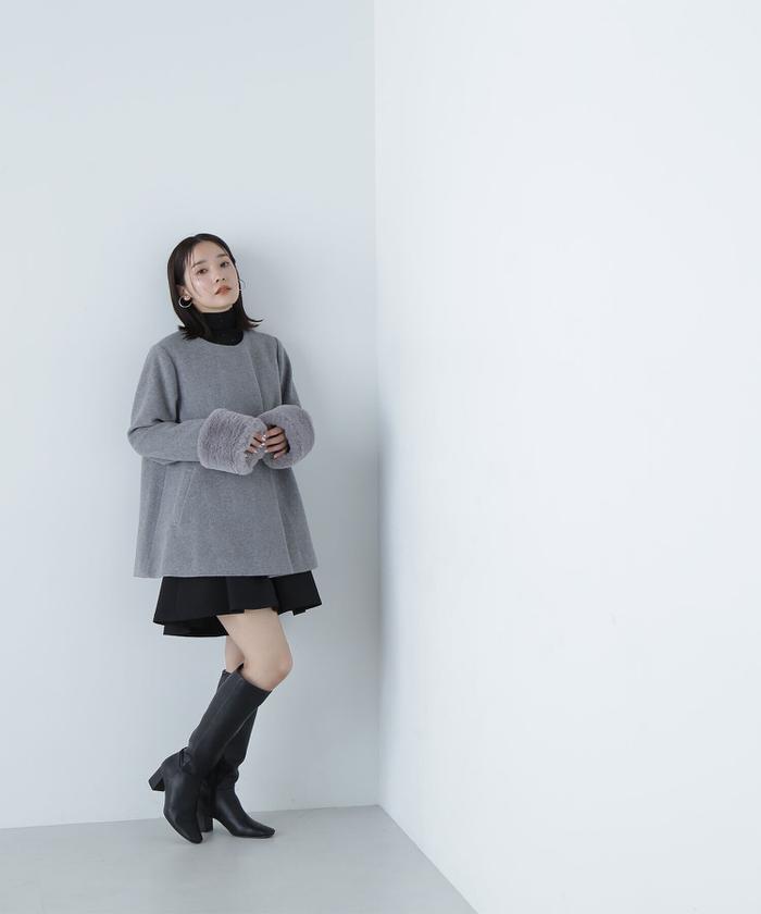 セール】フェイクファースリーブハーフコート 24AW(506514600 セール】フェイクファースリーブハーフコート 24AW(506514600
