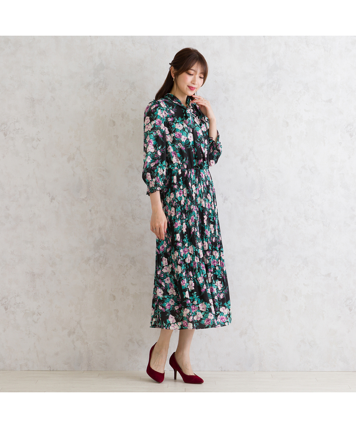 見逃し厳禁！おトクな セール 50%OFF】クラシカルローズプリーツワンピース(506569049 ワンピース