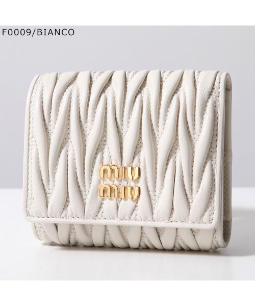 セール】ミュウミュウ Miu Miu MIUMIU 三つ折り財布 MATELASSE セール】ミュウミュウ Miu Miu MIUMIU 三つ折り財布 MATELASSE