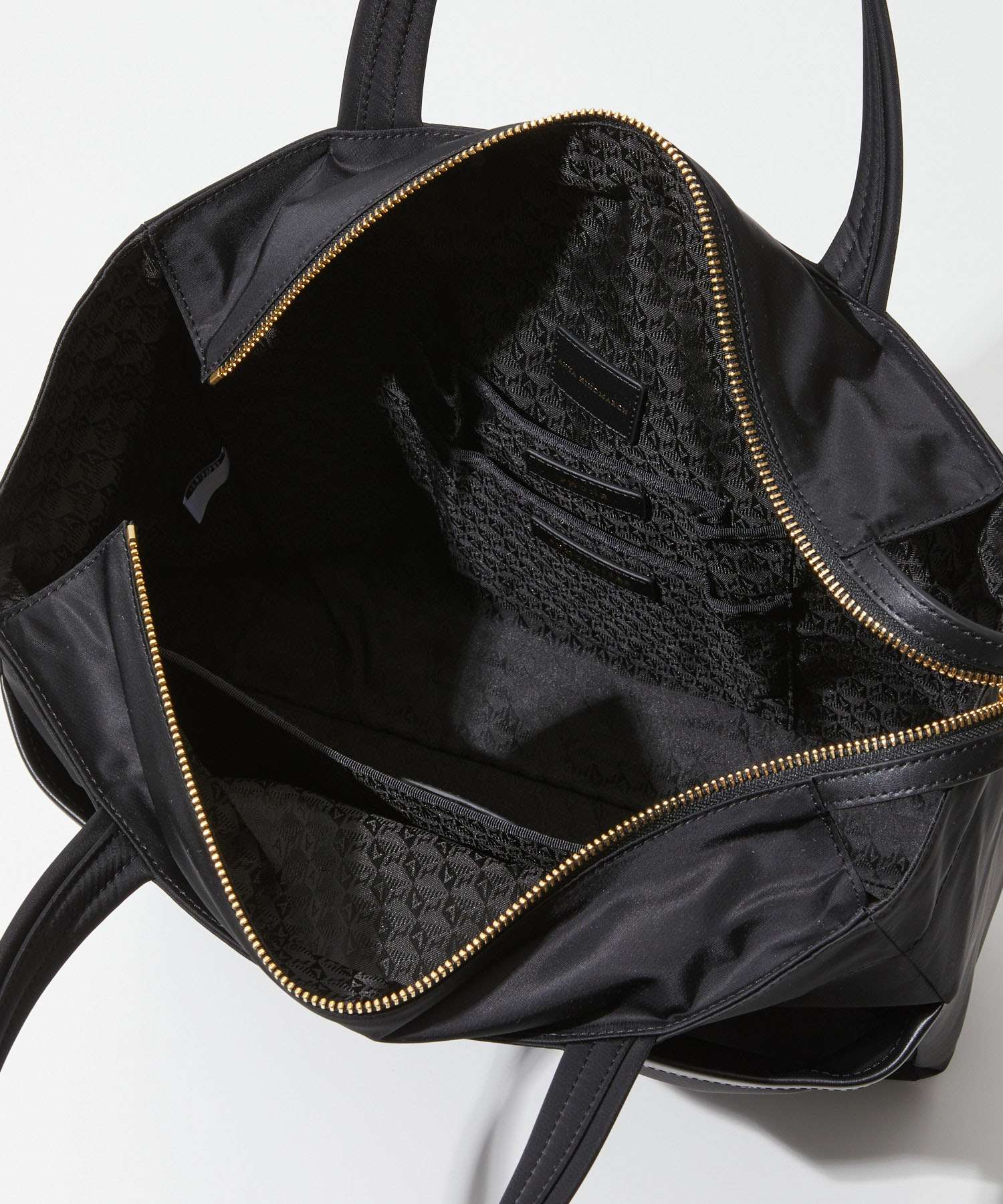 アニヤ ハインドマーチ ANYA HINDMARCH 5050925 152624 トート