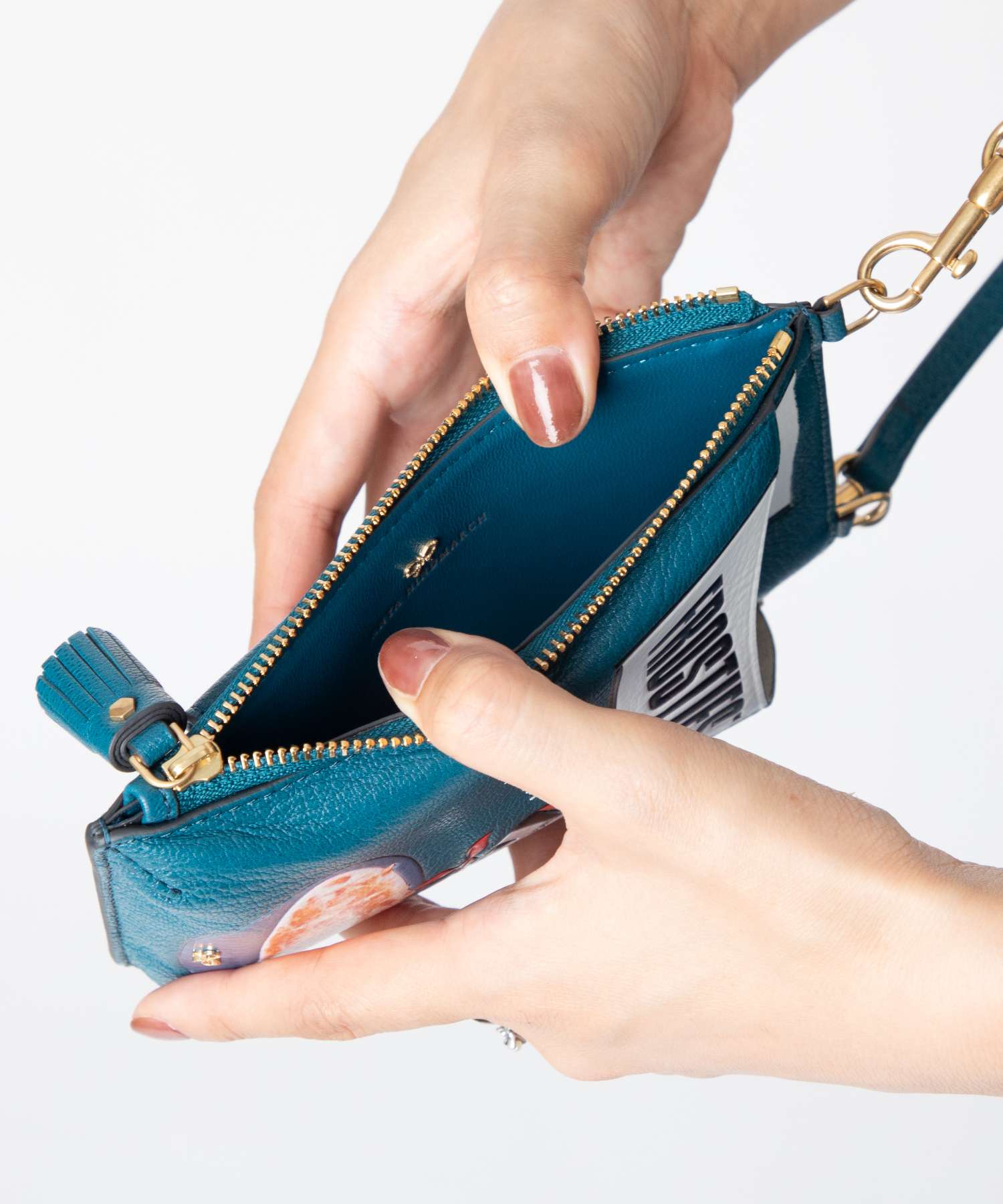アニヤハインドマーチ Anya Hindmarch 5050925 179720 アニヤハインドマーチ Anya Hindmarch 5050925 179720
