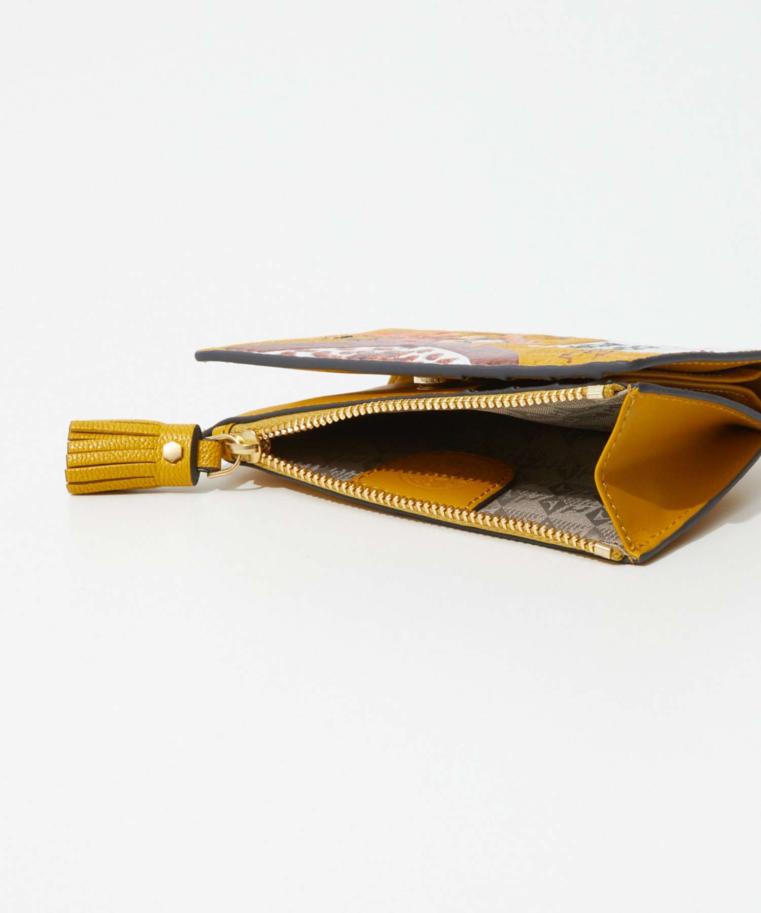 アニヤ ハインドマーチ ANYA HINDMARCH 5050925 195102 二つ折り