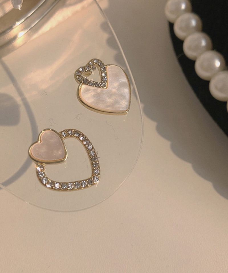 インパクト大なハートが可愛いHermes Au Coeur duFaubourgピアス K18 heart reef/ハートリーフ M ピアス｜山梨県甲府市の
