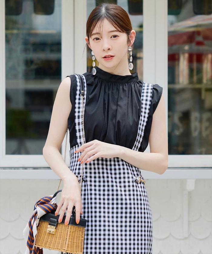 セール 50%OFF】2WAYノースリーブビッグリボンボウタイブラウス セール 50%OFF】2WAYノースリーブビッグリボンボウタイブラウス