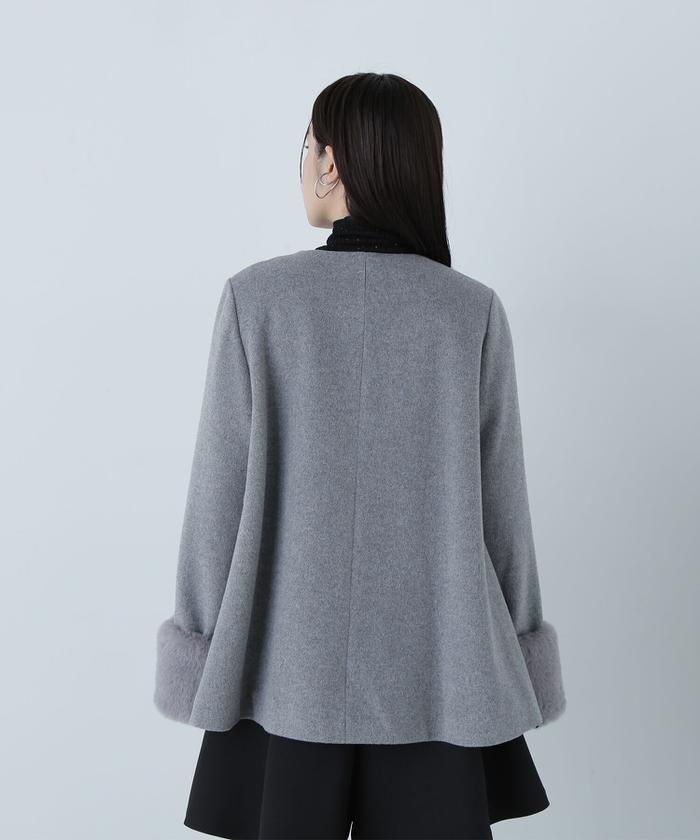 セール】フェイクファースリーブハーフコート 24AW(506514600 セール】フェイクファースリーブハーフコート 24AW(506514600