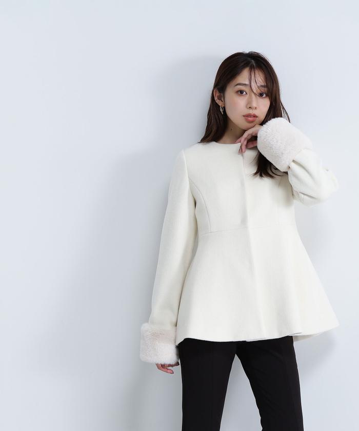 フェイクファースリーブペプラムコート 24AW(506514599 フェイクファースリーブペプラムコート 24AW(506514599