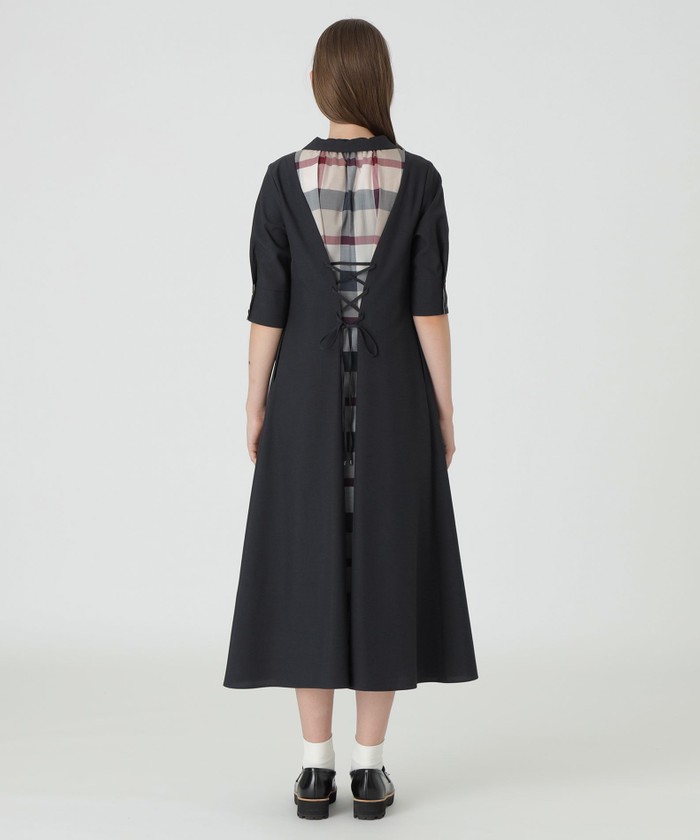 円高還元 ◇ ブルーレーベルクレストブリッジ バックレースアップ トップス