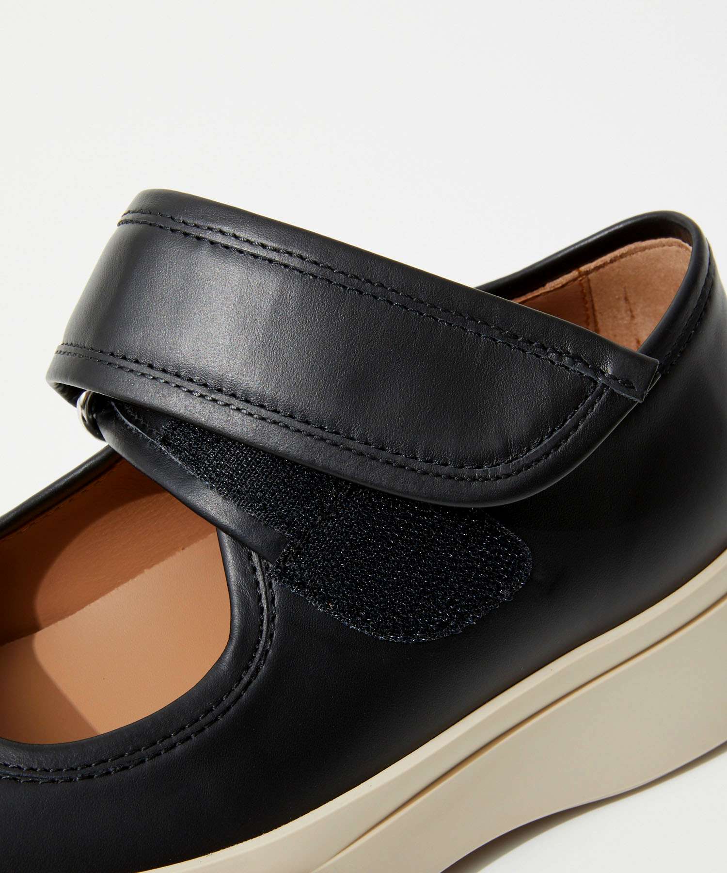 マルニ MARNI SNZW003120 P2722 スニーカー メリージェーン マルニ MARNI SNZW003120 P2722 スニーカー MARY JANE