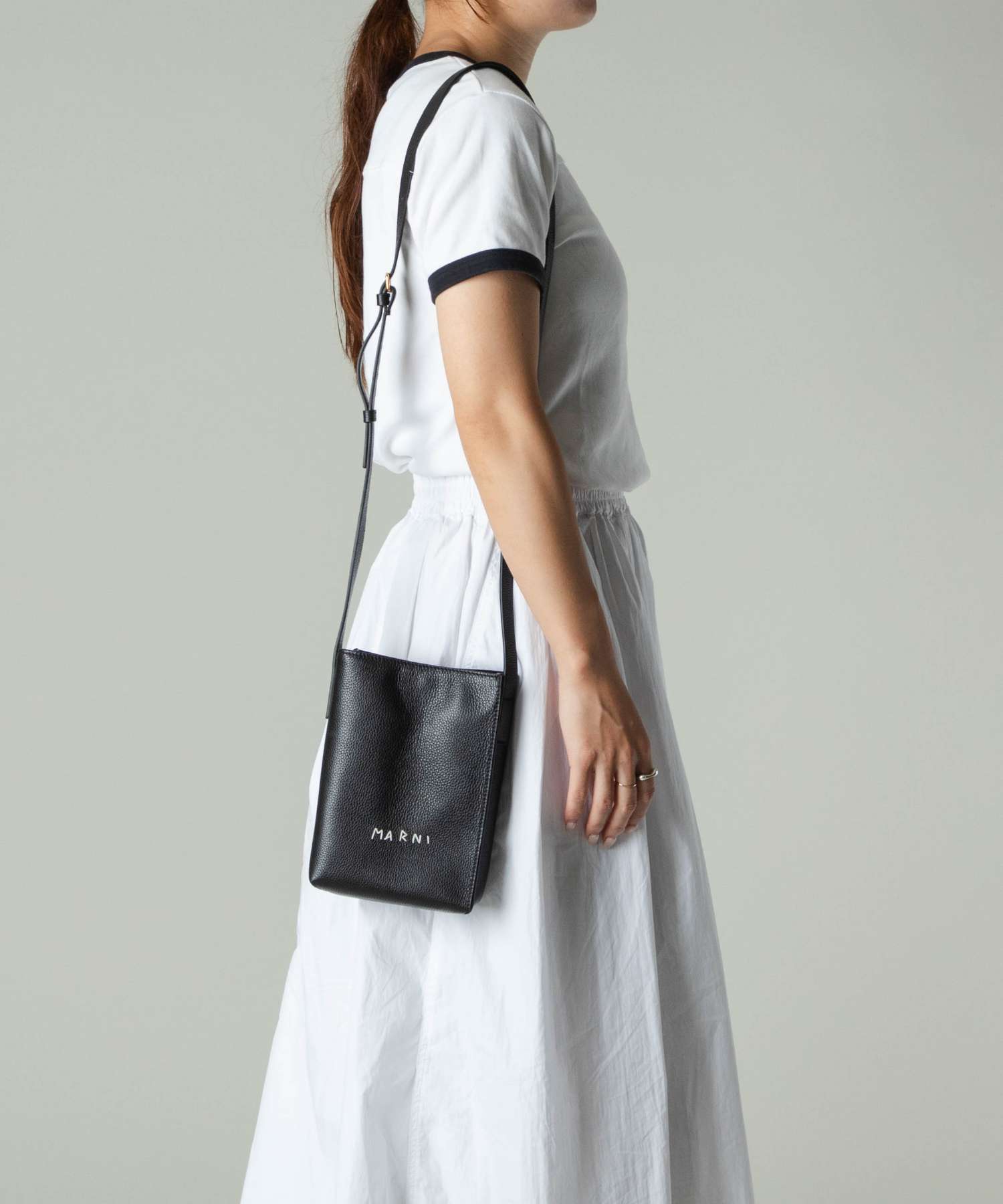 マルニ MARNI SBMP0084U3 P6533 ショルダーバッグ MUSEO MENDING マルニ MARNI SBMP0084U3 P6533 ショルダーバッグ MUSEO MENDING