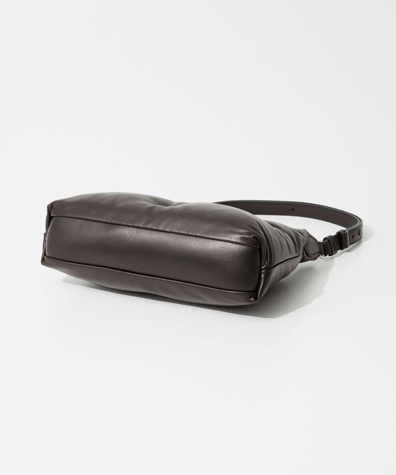 メゾン マルジェラ MAISON MARGIELA SB3WG0024 P4300 ショルダー メゾン マルジェラ MAISON MARGIELA SB3WG0024 P4300 ショルダー