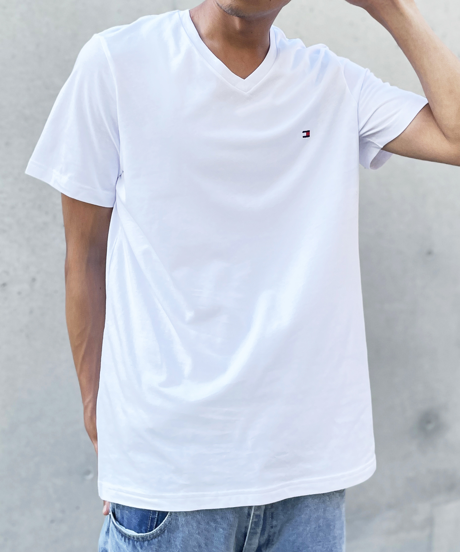 セール34%OFF】トミー ヒルフィガー TOMMY HILFIGER トップス T