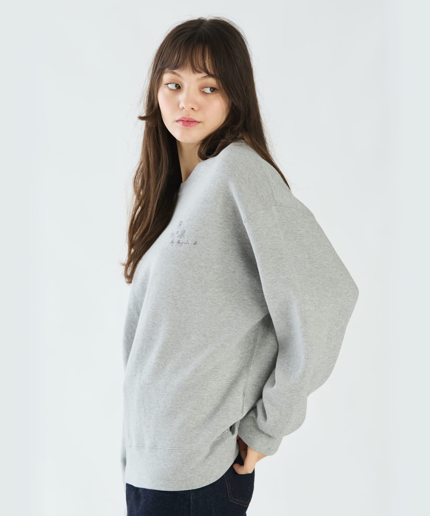 トレーナー スウェット To b. by agnes b. x RED CARD TOKYO オーバーサイズスウェット レディース agnes b.｜To b. by agnes b. x RED CARD TOKYO オーバーサイズ
