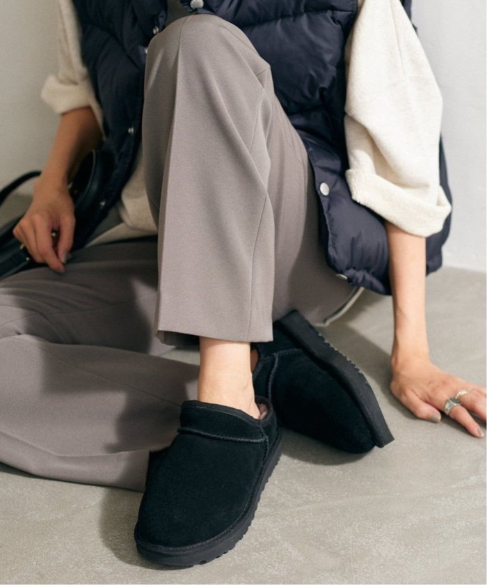 AASU　フレームワーク　UGG CLASSIC SLIPPER　ブラック ≪追加≫UGG/アグ CLASSIC SLIPPER(506732946) | フレームワーク
