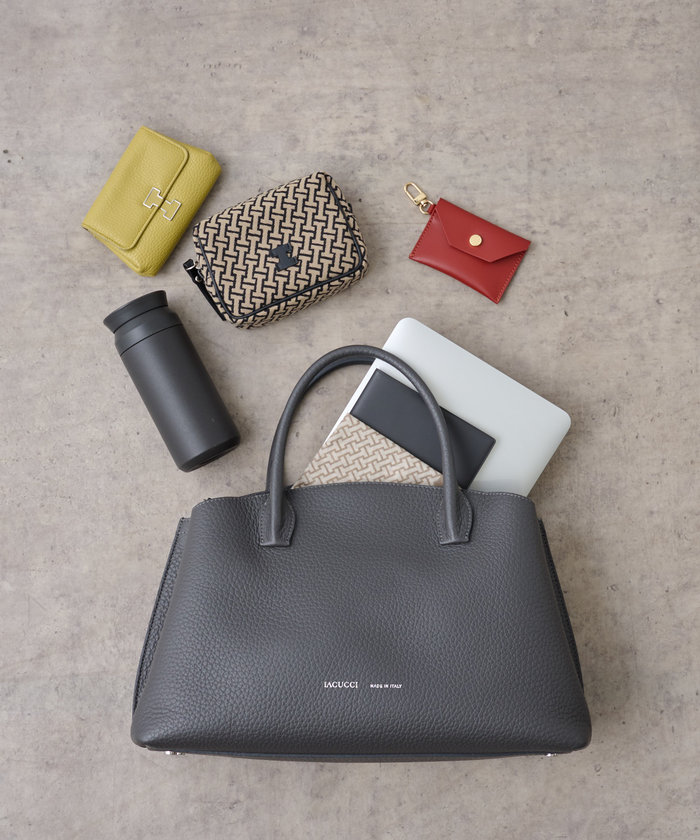 IACUCCI イアクッチ VELAR ベラール レザー 2WAY バッグ｜Yahoo