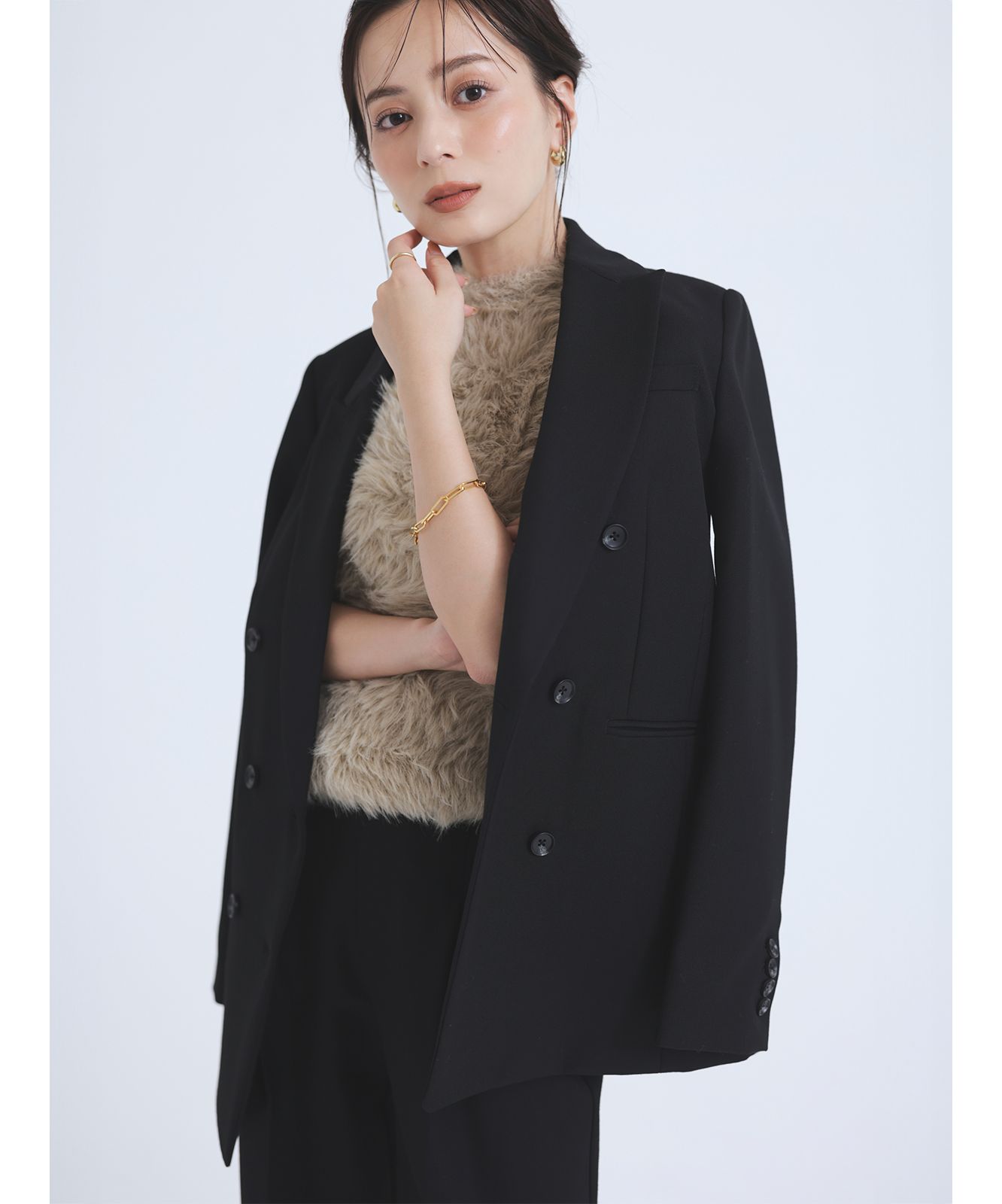 ファーライクノースリーブニットトップス(F BEIGE): トップスanuans