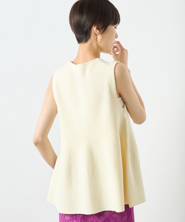 セール 20%OFF】《手洗い可能》ビジュー釦付きペプラムベスト