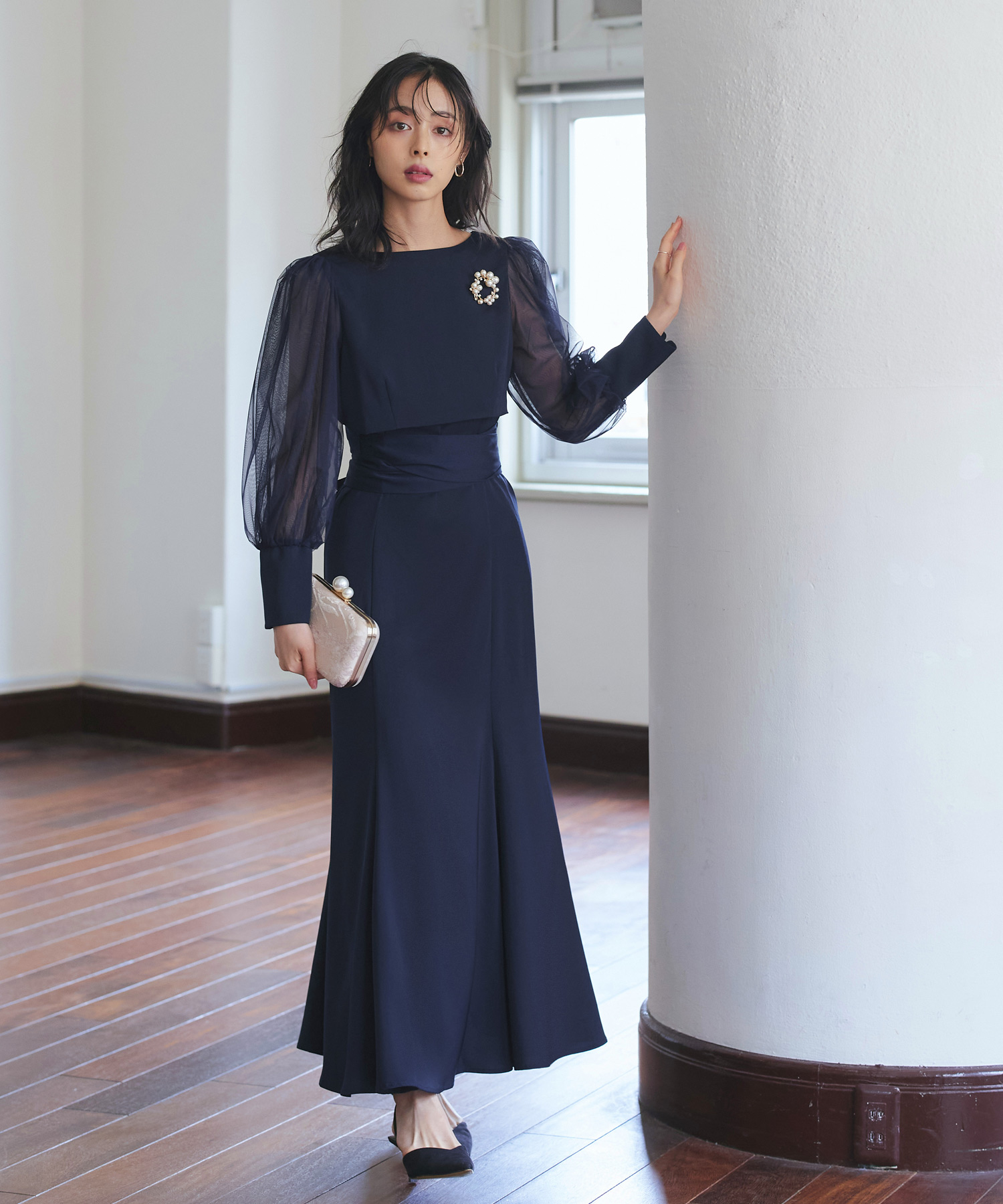 新品RUIRUE BOUTIQUE ニアナ　 クロスデザインドレス　S ネイビー 新品RUIRUE BOUTIQUE ニアナ クロスデザインドレスS ネイビー