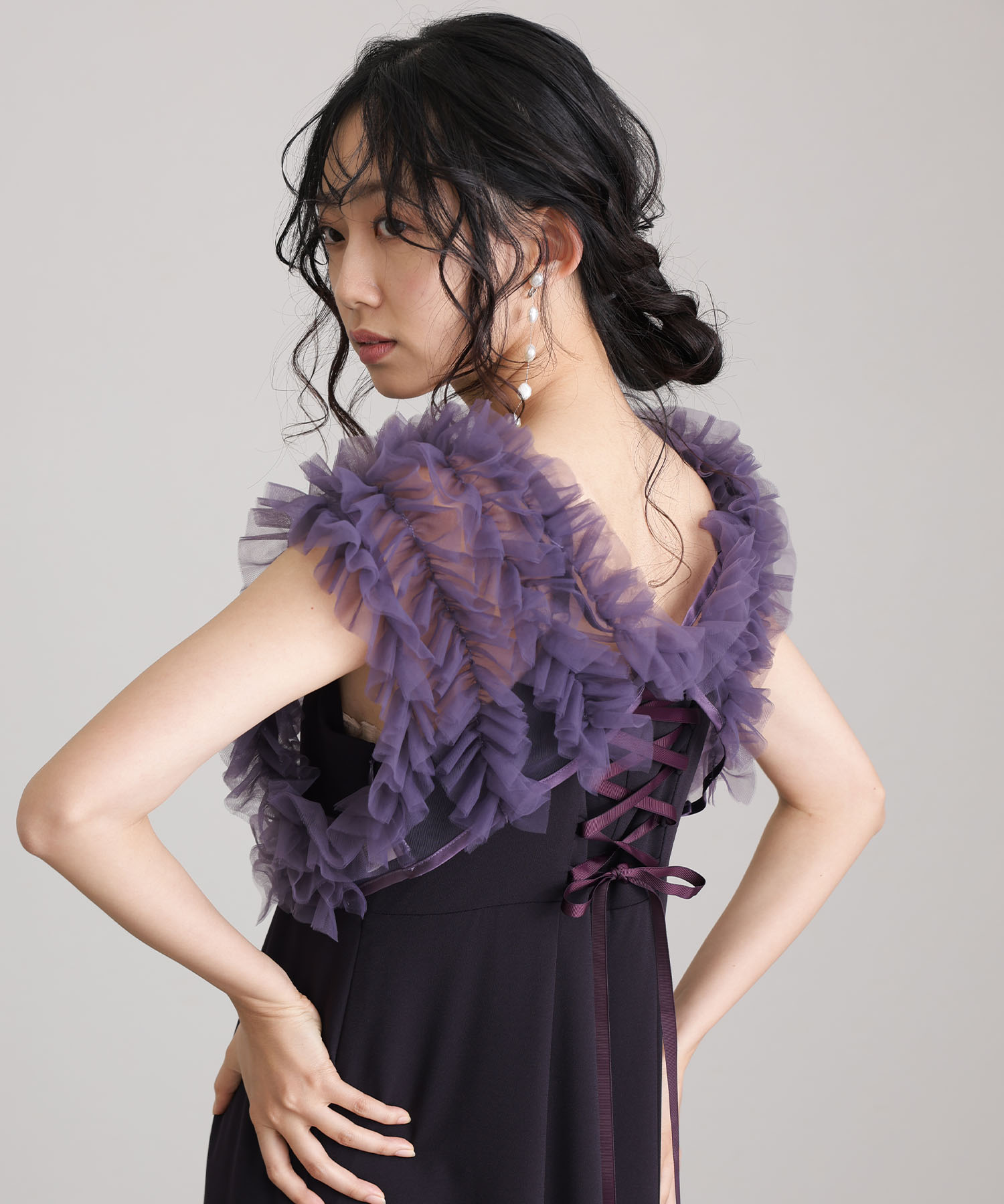 【美品】プールヴー レースワンピース　結婚式お呼ばれドレス ノースリーブ セール】ノースリーブ&ロングワンピースドレスクロシェレース