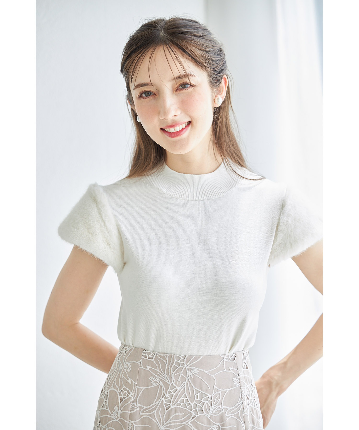 Drawer - お値下げ★eLLa ジョーゼットケーププルオーバー　アイボリー ショート丈メッシュ透かし編みニットプルオーバー（ニット