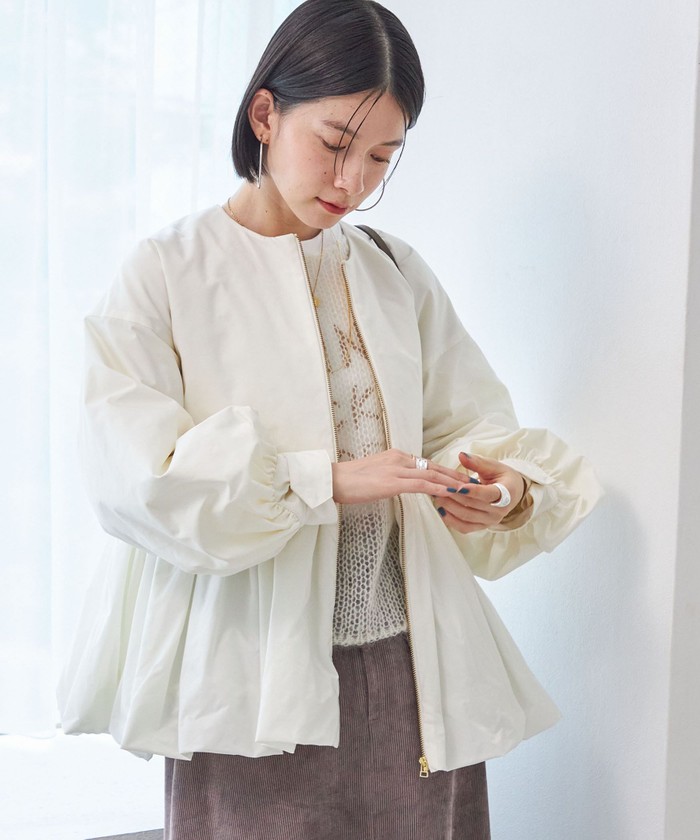 可憐にして大胆 CECILIE BAHNSEN Arlo 花刺繍ペプラムジャケット CYAN tokyo シアントーキョー 25春夏ご予約】 ワッフルレースW