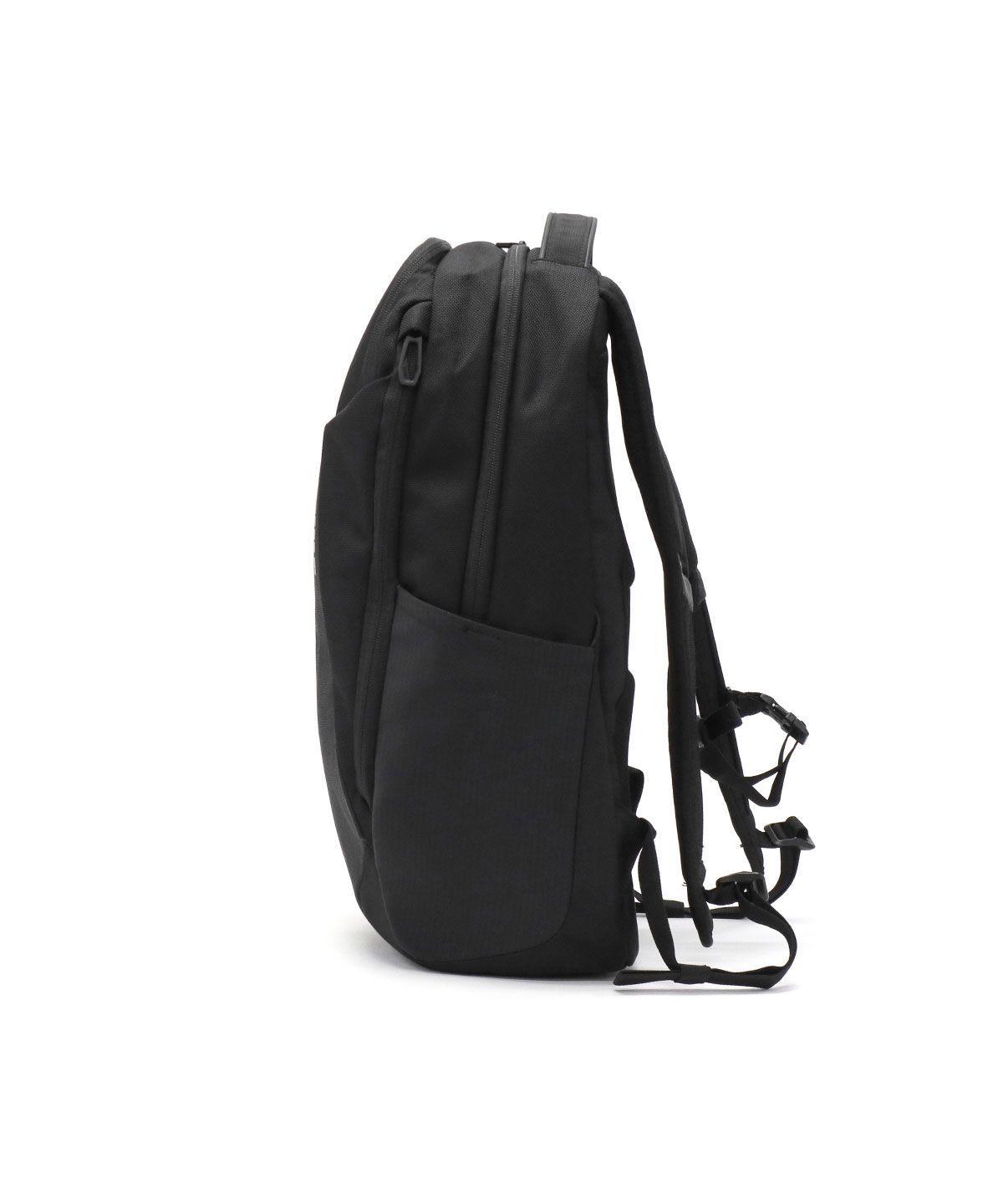スーリー THULE 日本正規品 スーリー リュック THULE B4 PC収納