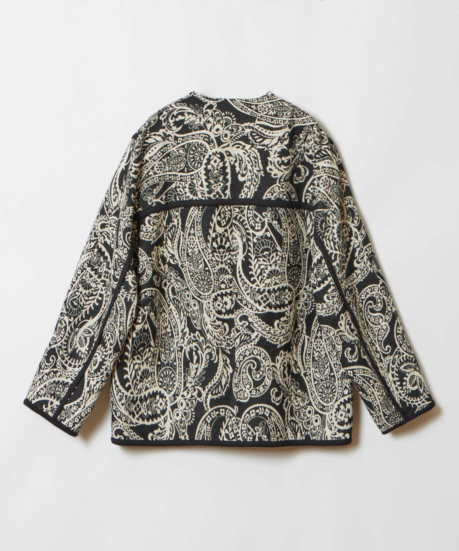 セール 30%OFF】ペイズリージャカードノーカラージャケット
