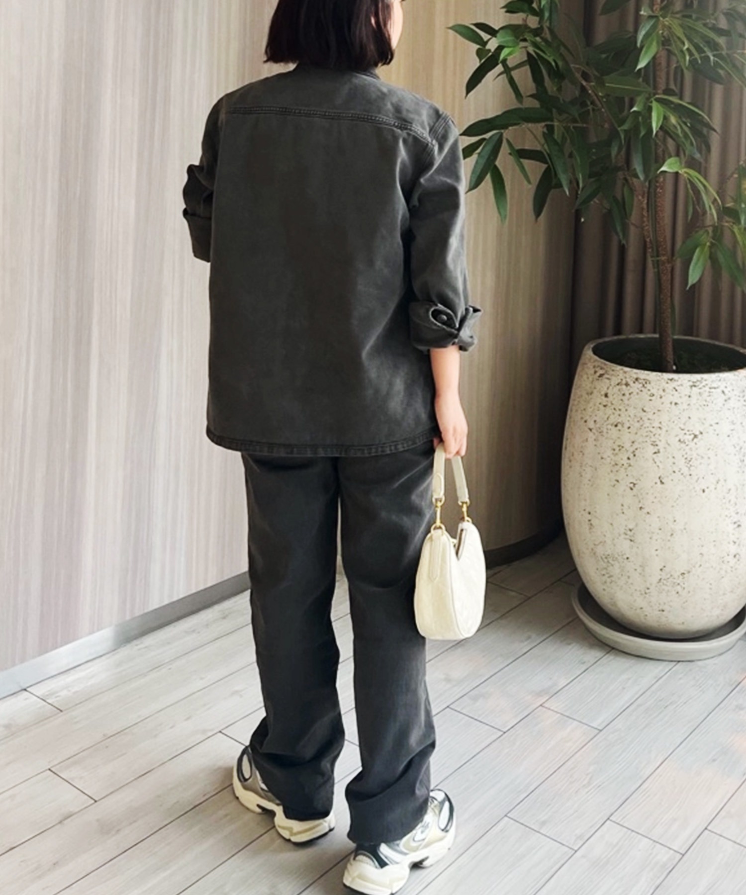 【LACOSTE】 オーガニックコットンガーメントダイデニムシャツ セール】オーガニックコットン ヘビーオンス ガーメントダイ