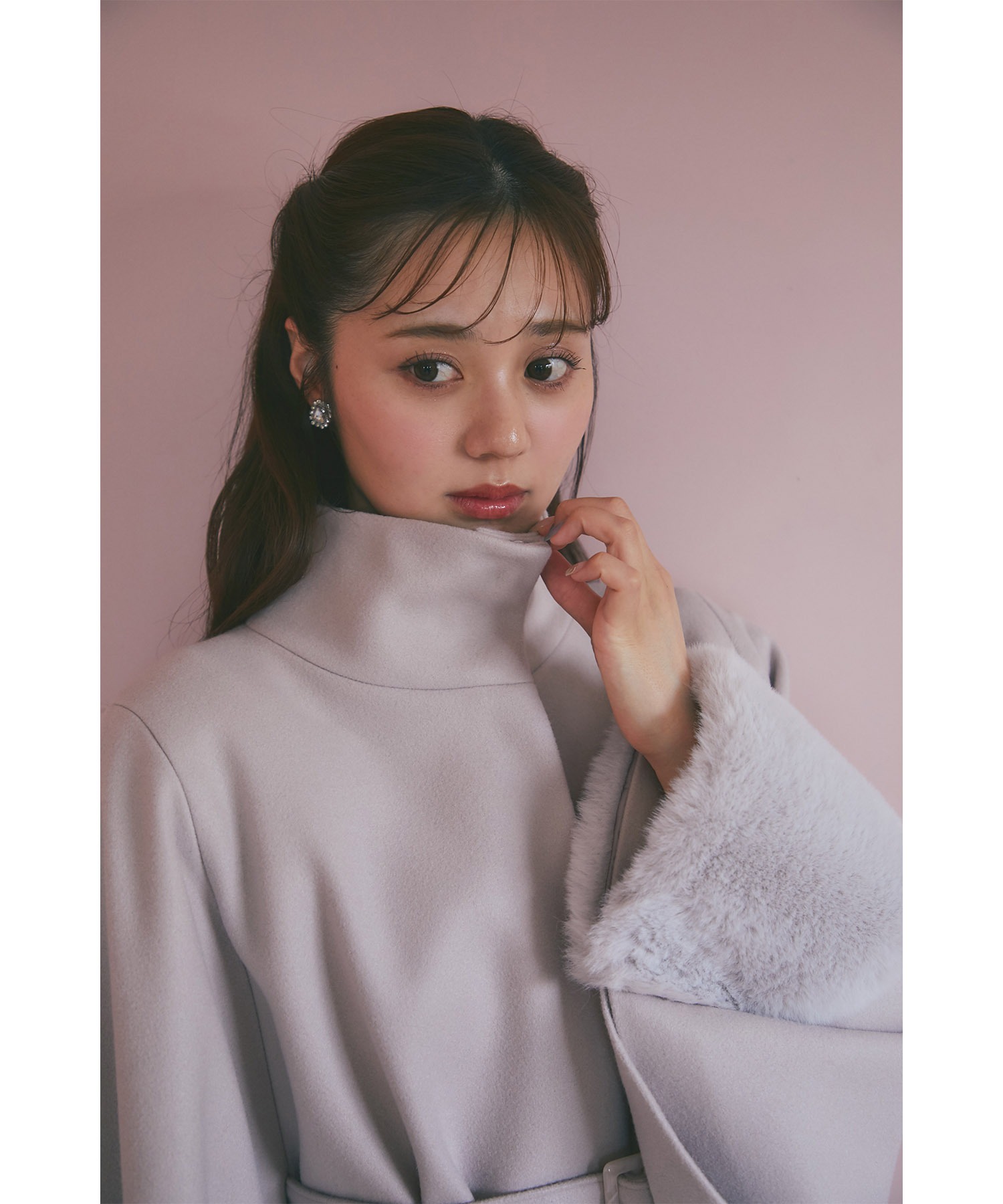 2WAYファー＆ベルト付きケープライクコート
