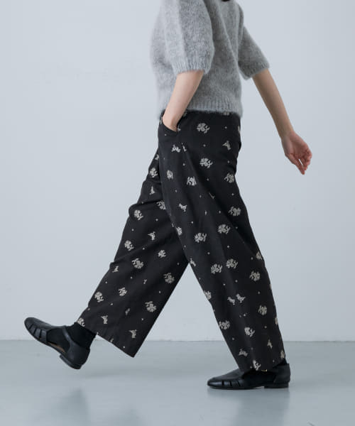 セール 30%OFF】クロスステッチクロップドパンツ(506864686