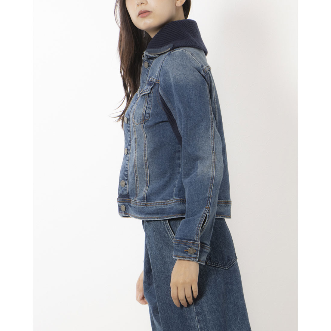 Desigual 2023ハイブリッド デニムジャケット セール】デシグアル Desigual ハイブリッド デニムジャケット