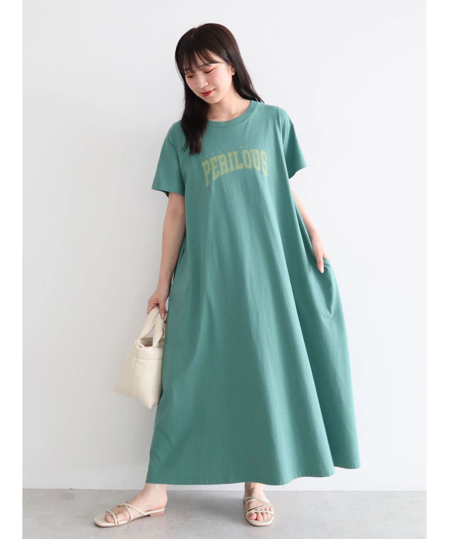 pinue パイピングドレス（ダークグリーン）Ｓ 新品未使用pinue パイピングドレス ダークグリーン スーツ