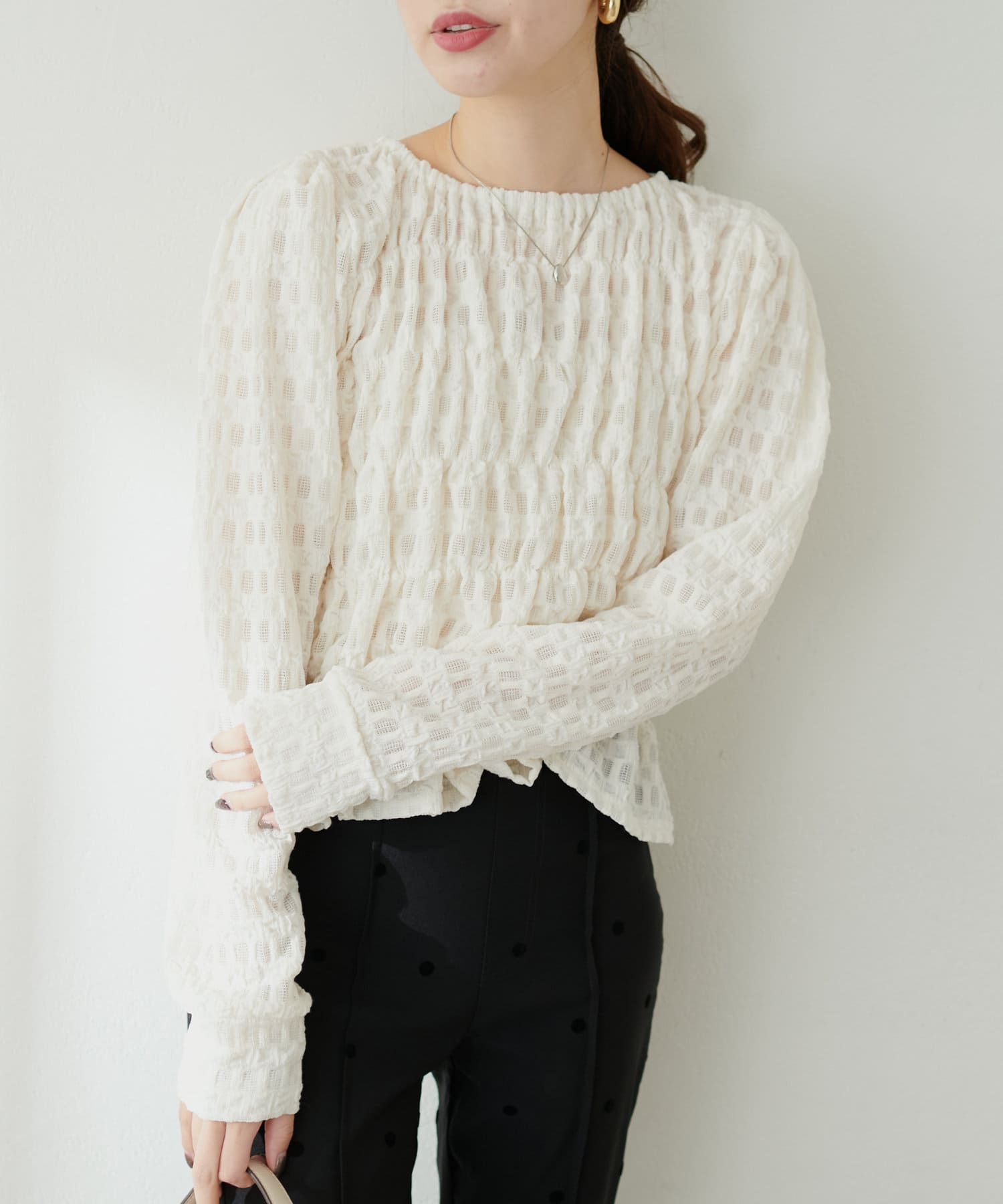 クーポン】【natural couture】シアーシャーリングトップス