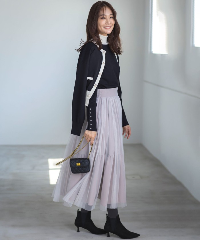 セール 40%OFF】【WEB限定色あり】ELENA パールボタン ニット