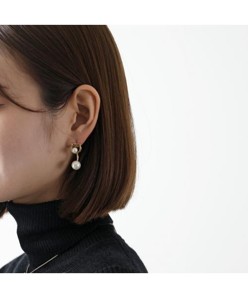 セール 31%OFF】SALVATORE FERRAGAMO ピアス 76 0386 ガラス セール 31%OFF】SALVATORE FERRAGAMO ピアス 76 0386 ガラス