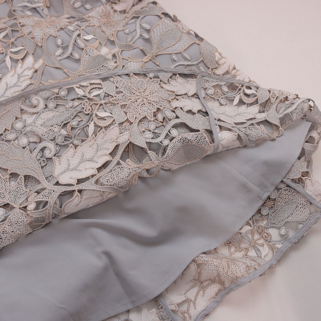 ★Phase eight Marcella コンテンポラリーフローラル マキシ★ Marsha Dress | Hobbs US |
