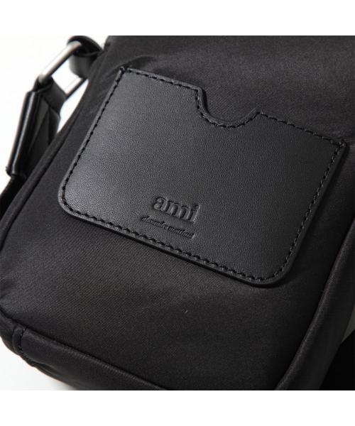 セール】ami paris ショルダーバッグ ULL011.AW0021(506906150 セール】ami paris ショルダーバッグ ULL011.AW0021(506906150