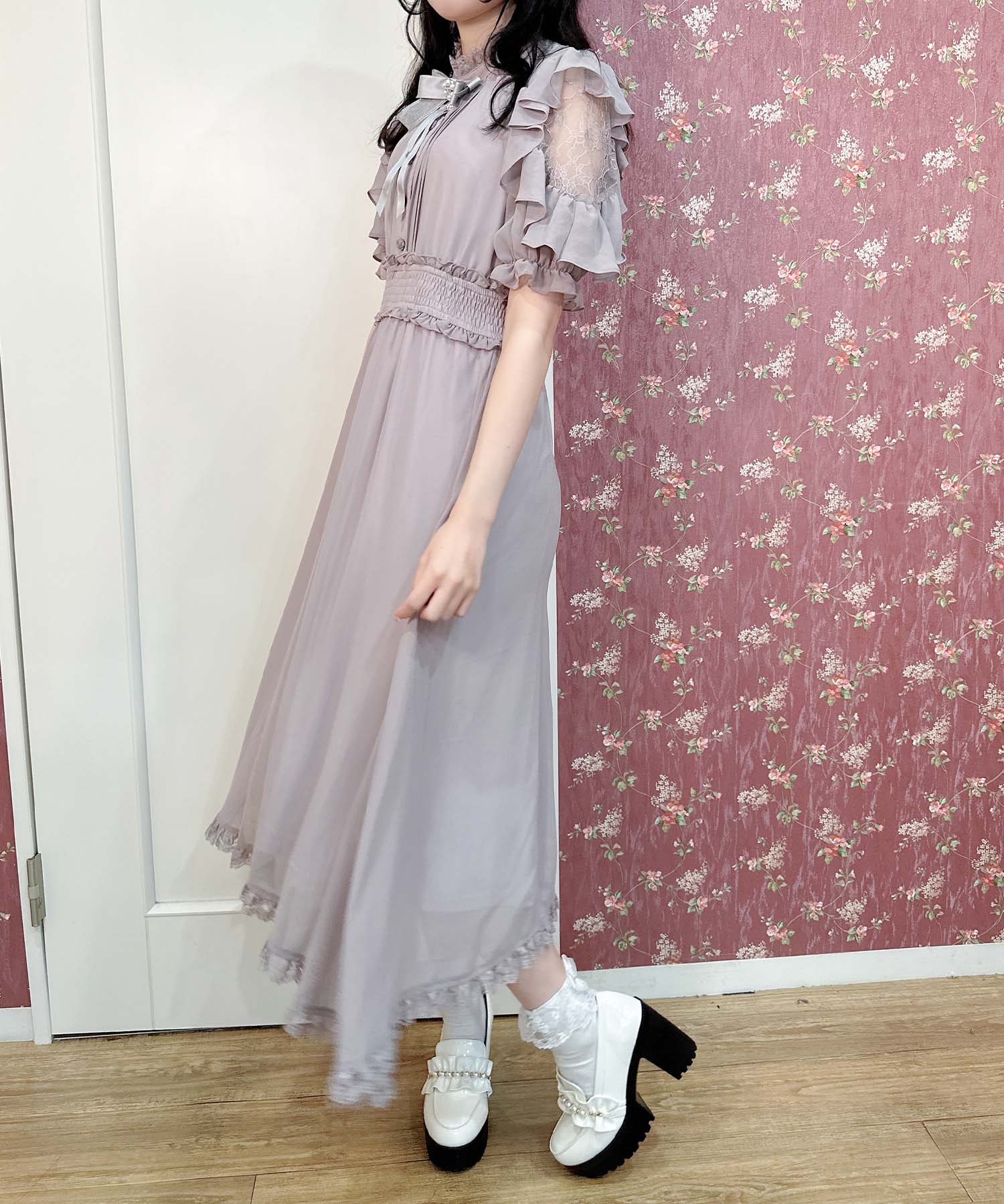 セール 30%OFF】ロジータ ROJITA ウエストシャーリングシアー セール 30%OFF】ロジータ ROJITA ウエストシャーリングシアー