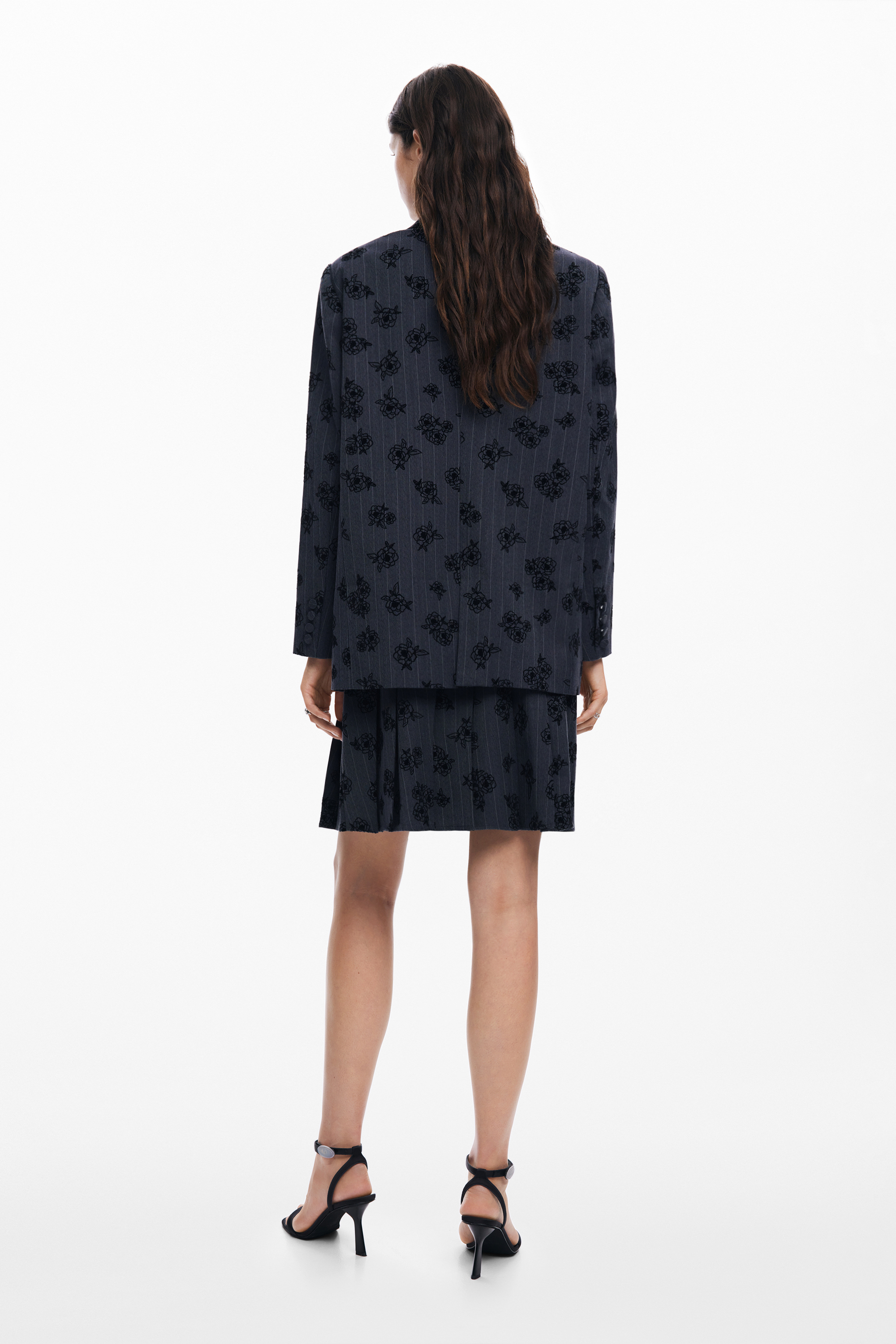Desigual レディースフェイクファーショートジャケット(グレー/ブラック) Desigual レディースフェイクファーショートジャケット(グレー