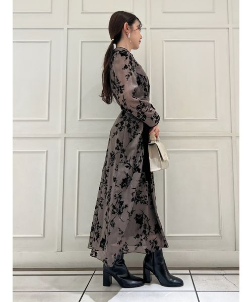 [SNIDEL スナイデル] フロッキーシアーワンピ SWFO244102 Amazon.co.jp: [スナイデル] フロッキーシアーワンピ SWFO244102