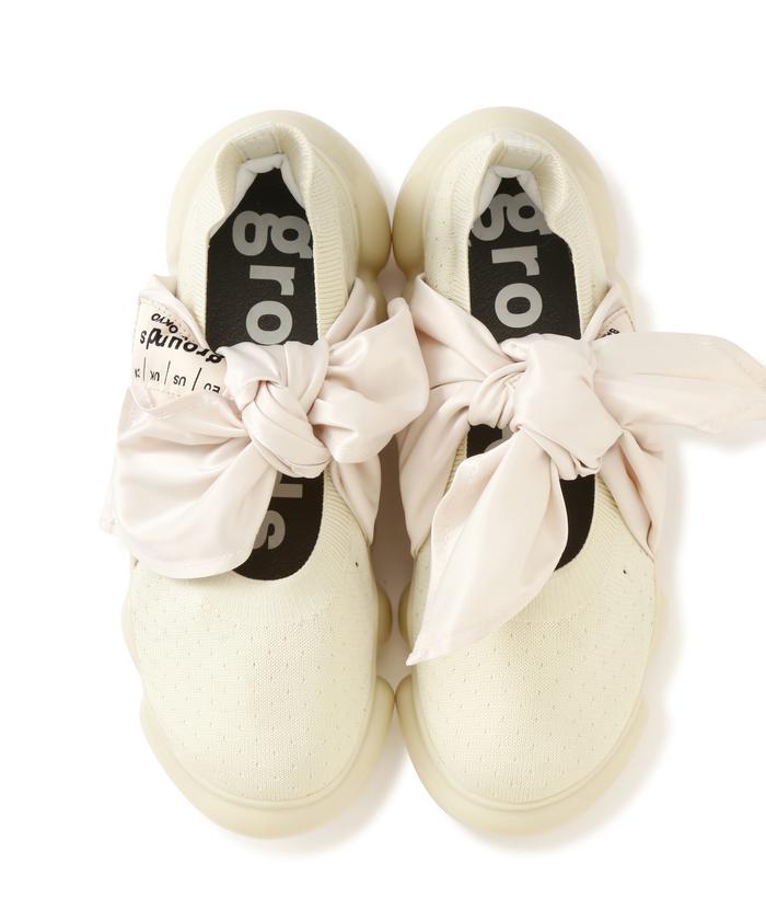 grounds/グラウンズ/JEWELRY HANKIE PUMPS WHITE(506986531